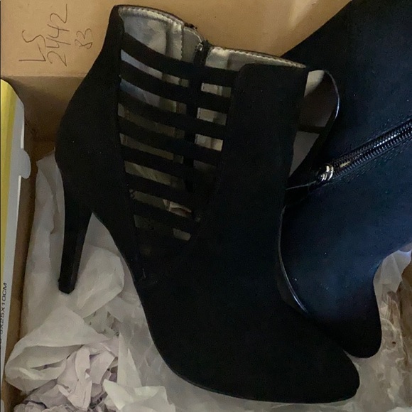 Cathy Jean Bootie - Picture 1 of 2